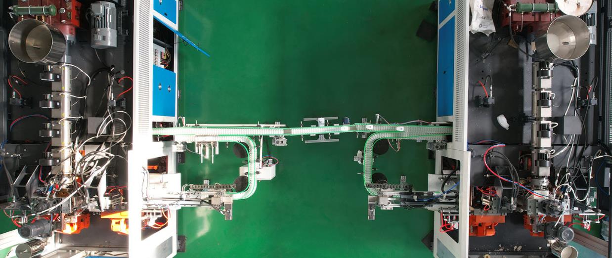 Application and Price Analysis of Medium-Sized Extrusion Blow Molding Machines
